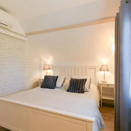 De La Douloustre Casa vacanze *