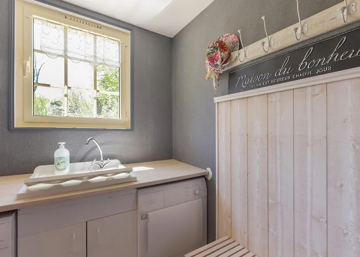 De La Douloustre Casa de Férias